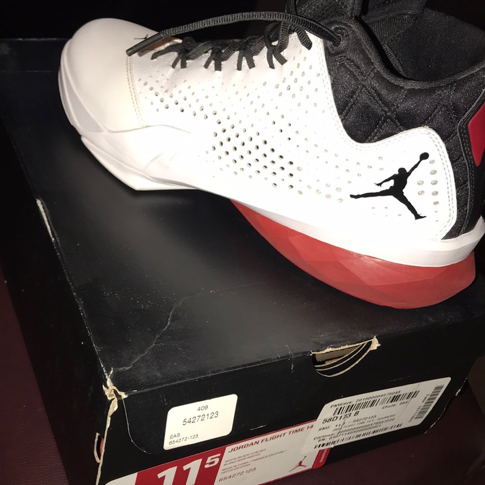 Jordan flight time 14